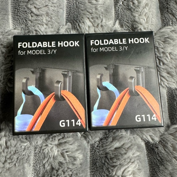 2 Set of 2 Pack Car Seat Hooks For Tesla Model  3 Y - Picture 1 of 10